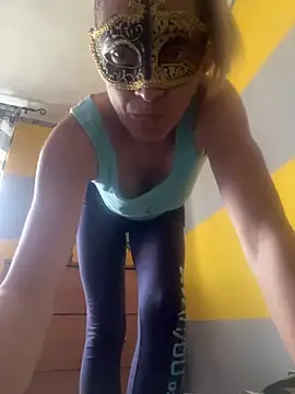 SexyMamiVee online show from April 2026 12:17:01 PM