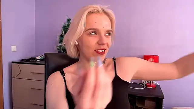 Scarlet cat online show from January 2026 06:09:02 AM