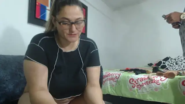 pareja latina1483 online show from March 2026 01:56:01 AM