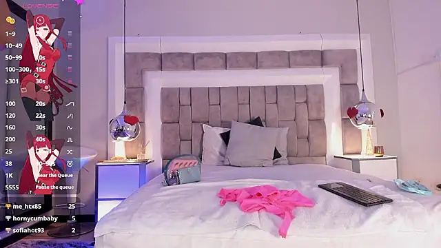 ElenaWatsonn online show from March 2026 07:54:02 PM