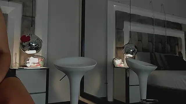 ElenaWatsonn online show from March 2026 08:21:02 PM