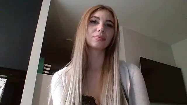 TeenLily online show from January 2026 03:41:01 PM