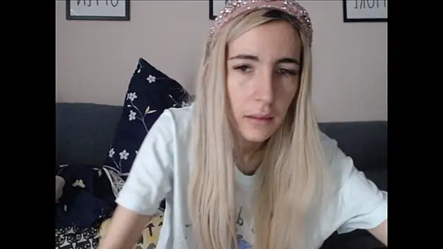 BarbieBlondieGirl online show from June 2026 02:49:02 PM