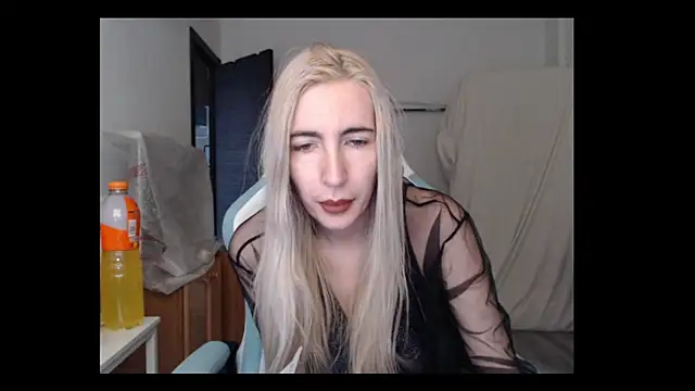 BarbieBlondieGirl online show from March 2026 04:57:01 PM