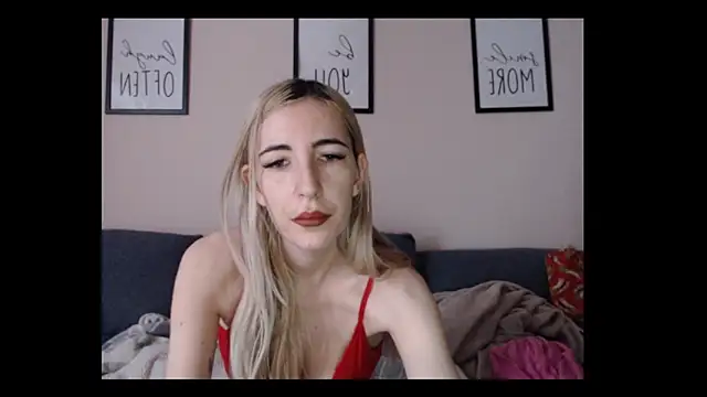 BarbieBlondieGirl online show from May 2026 12:15:01 PM