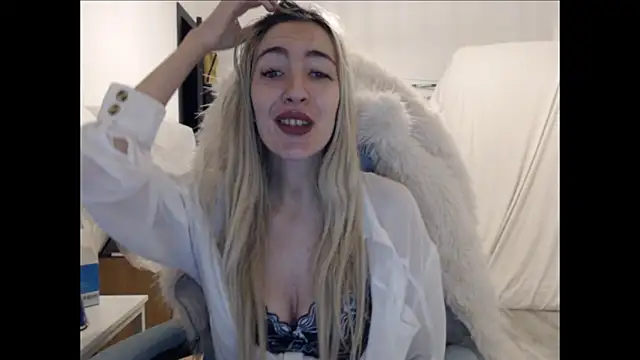 BarbieBlondieGirl online show from February 2026 07:26:01 PM