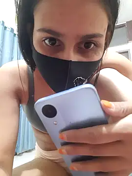 Muniyaislam online show from December 2025 01:33:02 PM