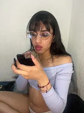 ValentinaEvanz online show from April 2026 11:33:02 PM