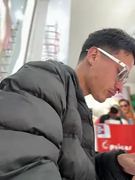 Latin Paisa Boy online show from March 2026 09:37:02 PM