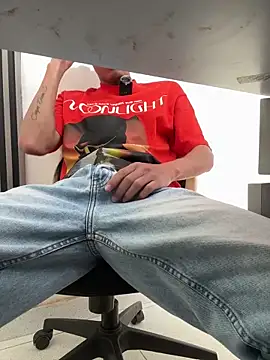 Latin Paisa Boy online show from April 2026 08:23:02 PM