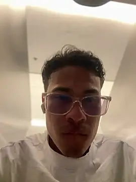 Latin Paisa Boy online show from July 2026 07:09:01 PM
