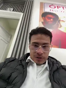 Latin Paisa Boy online show from May 2026 12:02:01 AM
