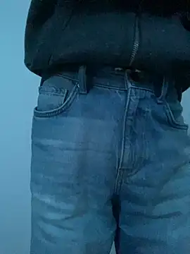 LittleGuy 2007 online show from February 2026 09:37:01 PM