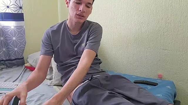 LeonS 20cm online show from February 2026 05:56:02 PM