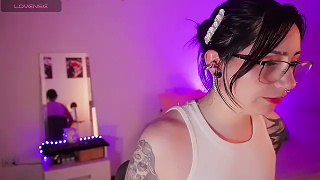 miami 18  online show from February 2026 01:39:01 AM