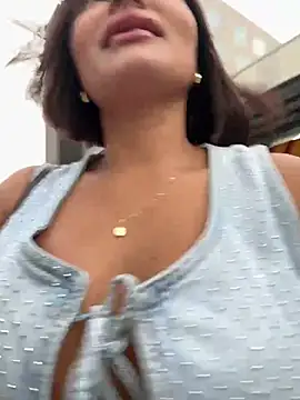 Snapshot of Irina_Velvett chatting on January 2026 10:17:01 PM Irina Velvett online show from January 2026 10:17:01 PM