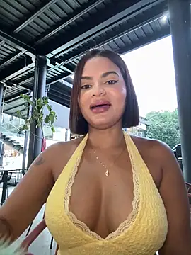 Irina Velvett online show from April 2026 11:00:02 PM