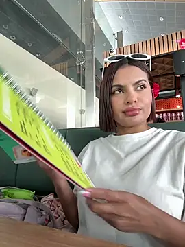 Snapshot of Irina_Velvett chatting on February 2026 05:57:01 PM Irina Velvett online show from February 2026 05:57:01 PM