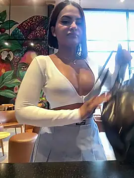 Snapshot of Irina_Velvett chatting on January 2026 10:24:01 PM Irina Velvett online show from January 2026 10:24:01 PM