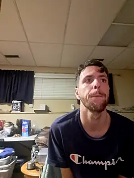 HungGuy1999 online show from December 2025 04:45:02 AM