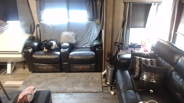 mspatience online show from April 2026 04:37:01 PM