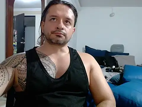 gonzzohunterr online show from May 2026 03:37:01 AM