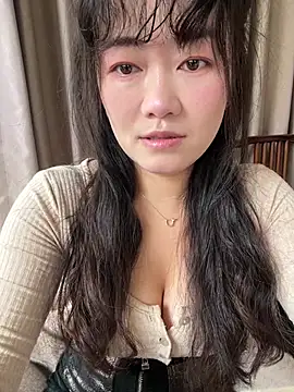 Molly-xiao online show from March 2026 02:22:01 AM