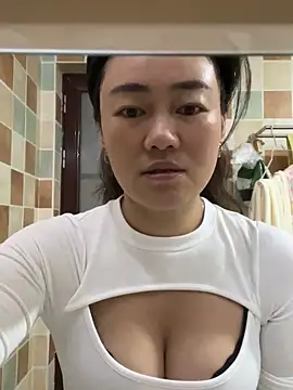 Molly-xiao online show from March 2026 11:17:01 PM