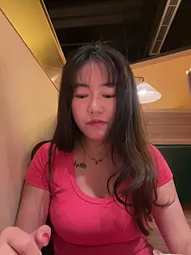 Molly-xiao online show from May 2026 09:34:02 AM