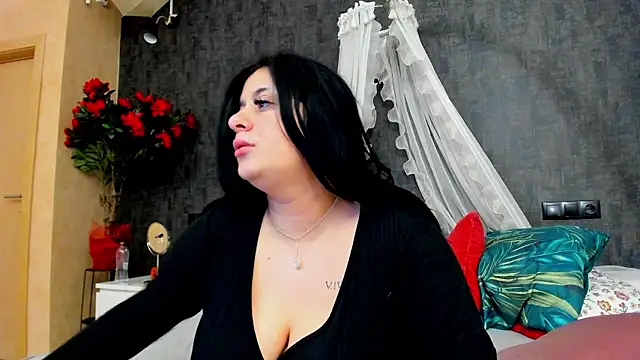 NayaNoirX online show from February 2026 08:41:01 PM