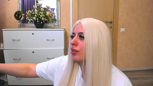 NayaNoirX online show from February 2026 07:49:02 PM