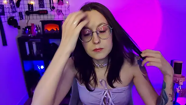 XXGoddessLXX online show from April 2026 08:54:02 PM