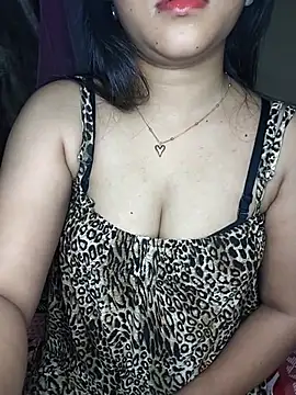 Saumyy online show from March 2026 01:29:01 AM