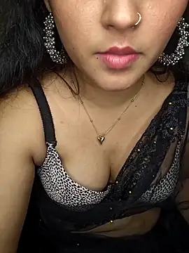 Snapshot of Saumyy chatting on February 2026 04:18:02 PM Saumyy online show from February 2026 04:18:02 PM