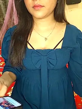 Saumyy online show from April 2026 04:52:02 PM