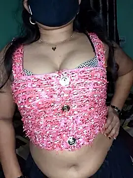 Snapshot of Saumyy chatting on February 2026 05:10:02 PM Saumyy online show from February 2026 05:10:02 PM