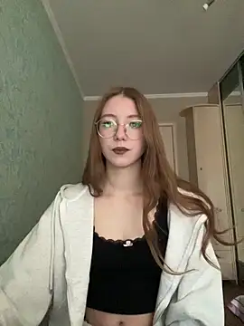 Eseniya  online show from January 2026 09:46:01 AM