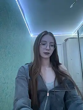 Eseniya  online show from February 2026 12:04:02 PM