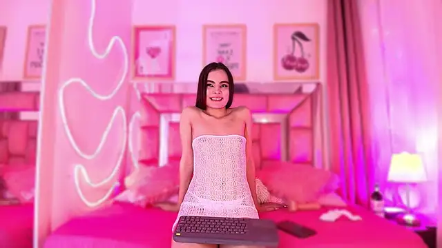 Sophieh Sweet online show from January 2026 10:21:01 AM