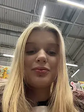 Snapshot of ann_ewu chatting on January 2026 03:37:01 PM ann ewu online show from January 2026 03:37:01 PM