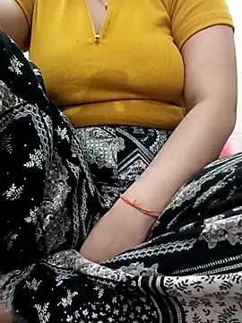 Snapshot of ShamaParvin chatting on February 2026 05:07:02 PM ShamaParvin online show from February 2026 05:07:02 PM