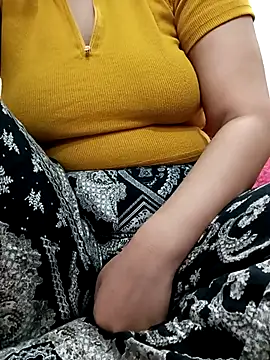 Snapshot of ShamaParvin chatting on February 2026 02:57:02 PM ShamaParvin online show from February 2026 02:57:02 PM