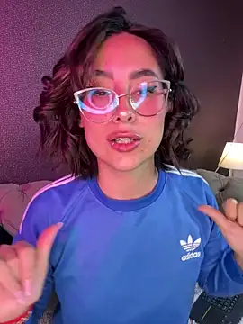 Snapshot of luna_gv chatting on February 2026 11:11:02 AM luna gv online show from February 2026 11:11:02 AM