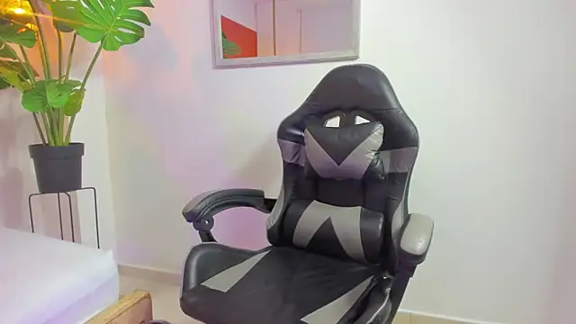 Snapshot of lila_lain chatting on February 2026 02:53:01 AM lila lain online show from February 2026 02:53:01 AM