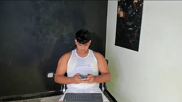 Snapshot of Nicole_and_thiago1 chatting on February 2026 08:52:02 PM Nicole and thiago1 online show from February 2026 08:52:02 PM