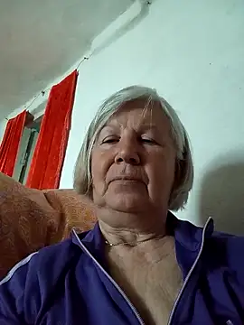 KlaudiaDarling online show from April 2026 02:21:01 PM