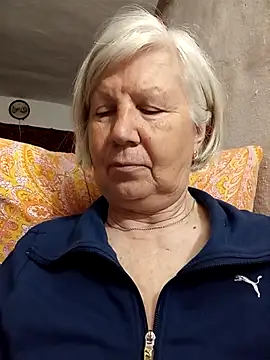 KlaudiaDarling online show from March 2026 09:38:02 PM