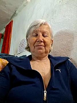 KlaudiaDarling online show from May 2026 05:23:02 AM