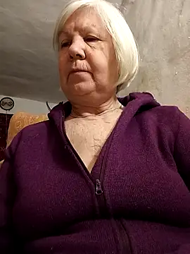 KlaudiaDarling online show from February 2026 01:03:02 AM