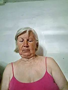 KlaudiaDarling online show from June 2026 03:22:02 PM